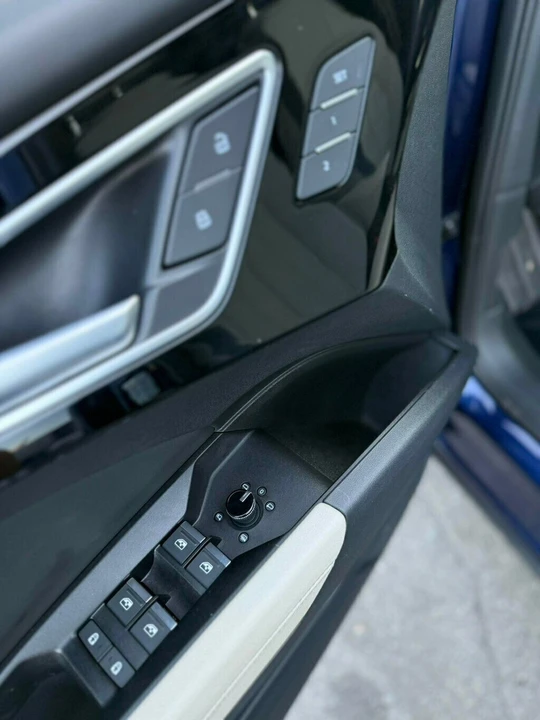2023 Audi Q4 e-tron - Image 20 of 21
