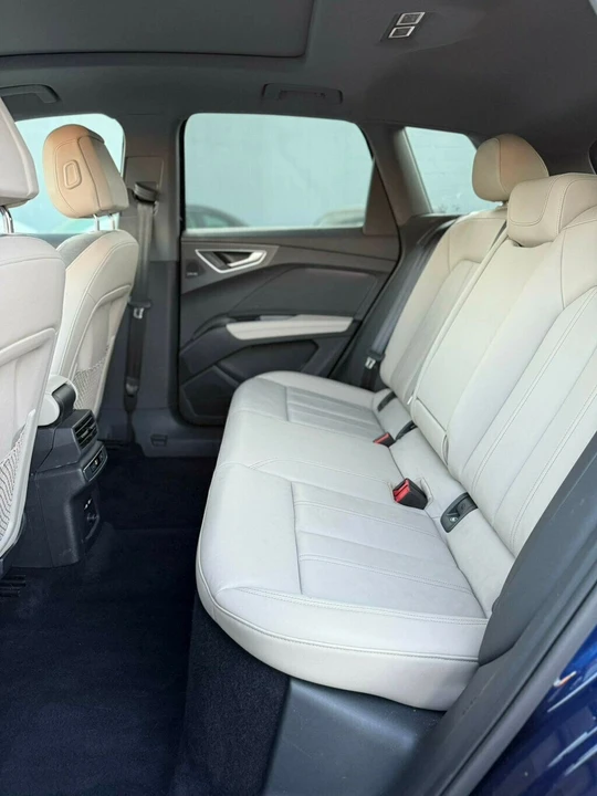 2023 Audi Q4 e-tron - Image 8 of 21