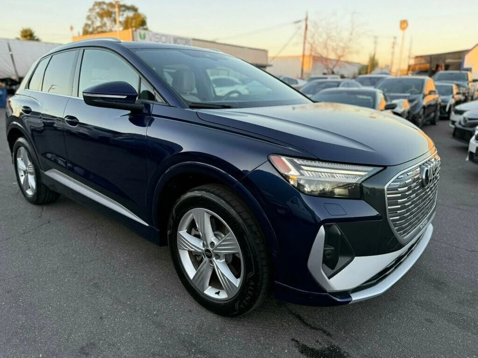 2023 Audi Q4 e-tron - Image 3 of 21