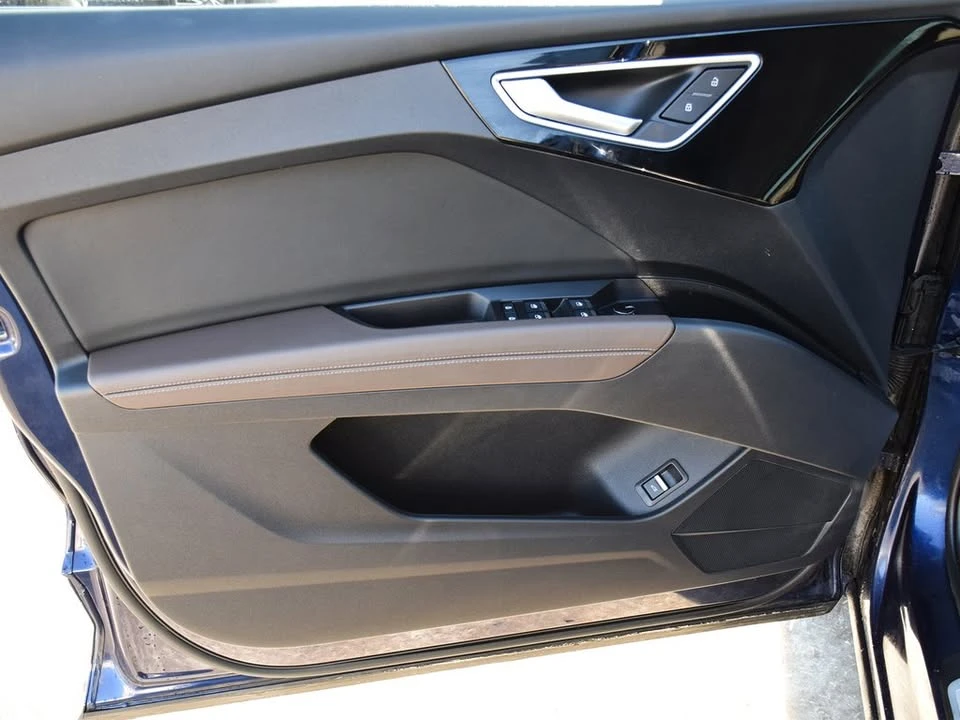 2023 Audi Q4 e-tron - Image 15 of 19