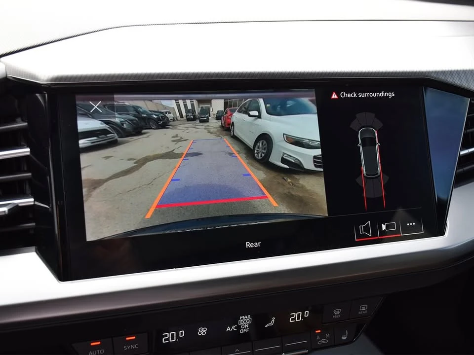 2023 Audi Q4 e-tron - Image 12 of 19