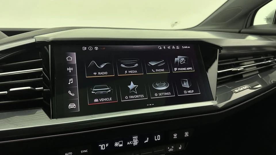 2023 Audi Q4 e-tron - Image 17 of 20