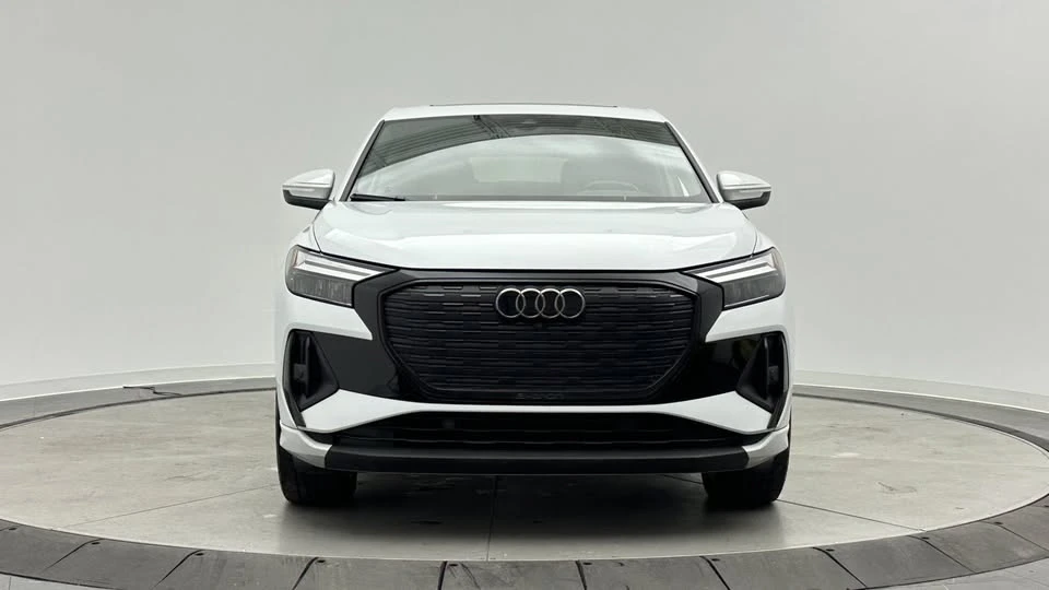 2023 Audi Q4 e-tron - Image 2 of 20