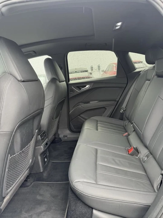 2023 Audi Q4 e-tron - Image 9 of 16