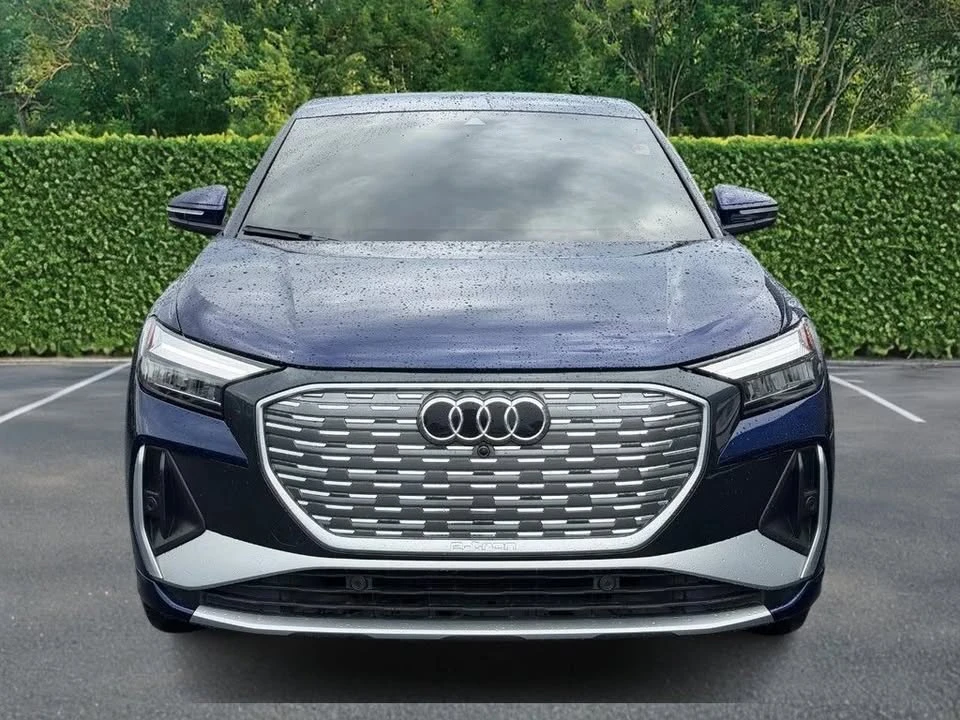 2023 Audi Q4 e-tron - Image 8 of 19