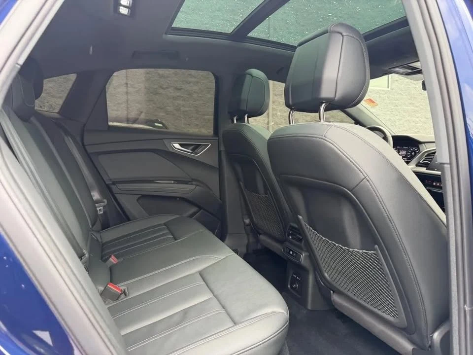 2023 Audi Q4 e-tron - Image 9 of 19