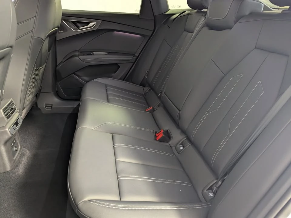 2023 Audi Q4 e-tron - Image 10 of 12