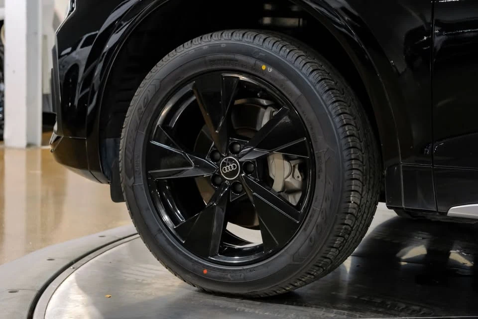 2023 Audi FY Q5 - Image 2 of 20