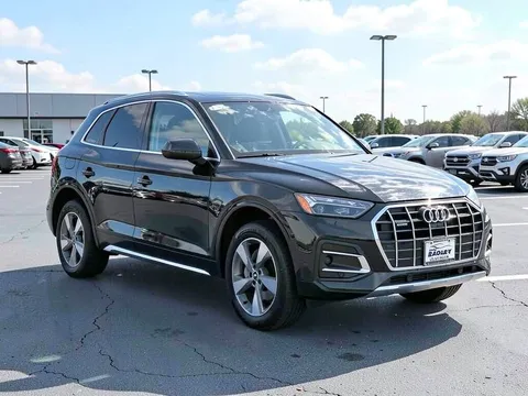 2023 Audi Q5 40 Premium Plus