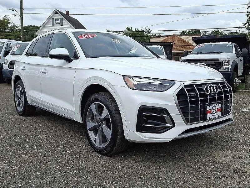 2023 Audi FY Q5 - Image 2 of 12