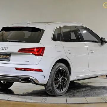 2023 Audi Q5 45 S line Premium