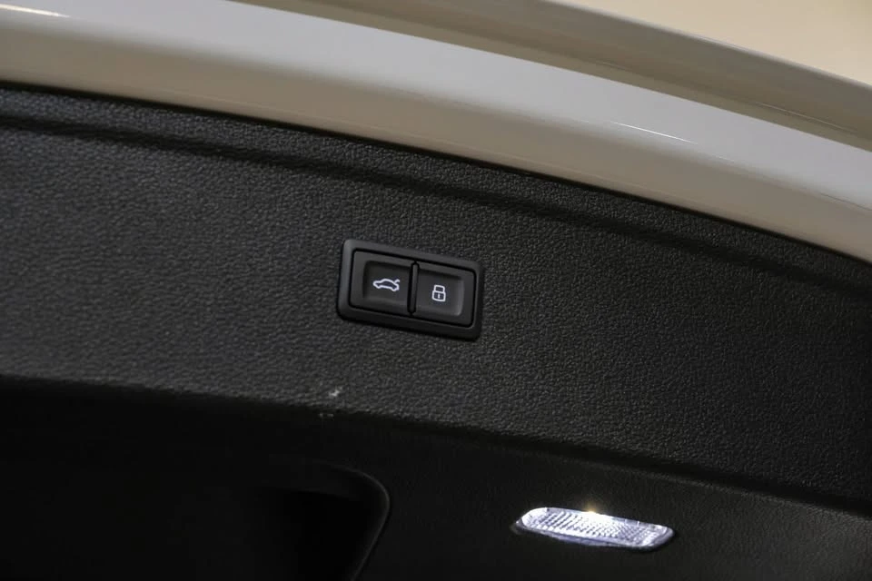 2023 Audi FY Q5 - Image 13 of 20