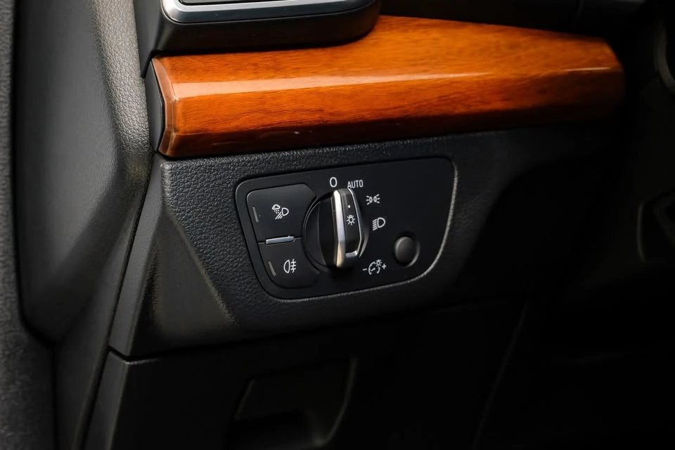 2023 Audi FY Q5 - Image 4 of 20