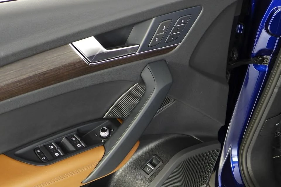 2023 Audi FY Q5 - Image 10 of 19