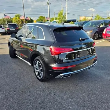 2023 Audi Q5 45 TFSI S line Premium Plus Sport Utility 4D