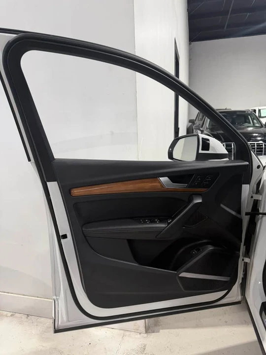2023 Audi FY Q5 - Image 5 of 17