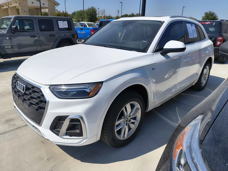 2023 Audi FY Q5 - Image 2 of 9