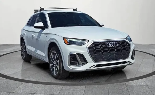 2023 Audi Q5 45 TFSI S line Premium