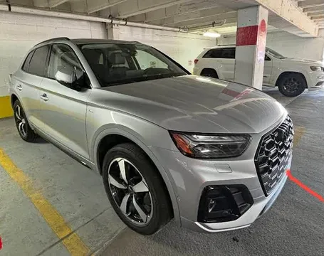 2023 Audi Q5 45 TFSI S line Prestige Sport Utility 4D