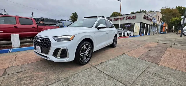 2023 Audi Q5 55 TFSI e S line Premium Sport Utility 4D
