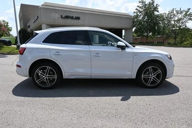 2023 Audi FY Q5 - Image 2 of 17