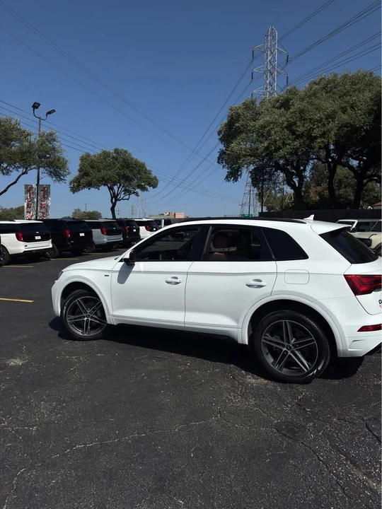 2023 Audi FY Q5 - Image 2 of 11