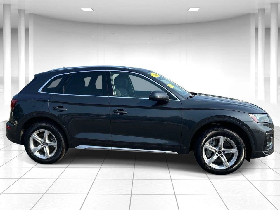 2023 Audi FY Q5 - Image 2 of 10