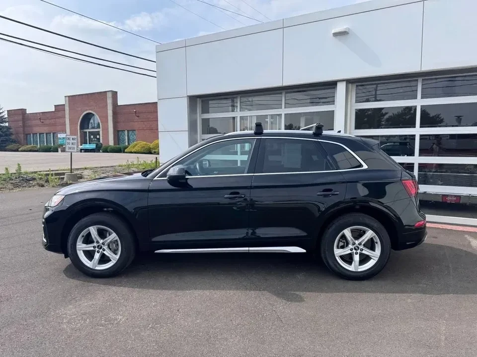 2023 Audi FY Q5 - Image 2 of 10