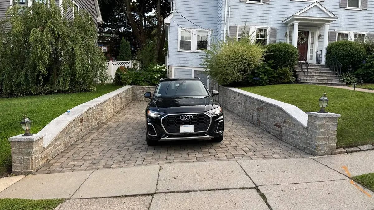 2023 Audi FY Q5 - Image 4 of 12