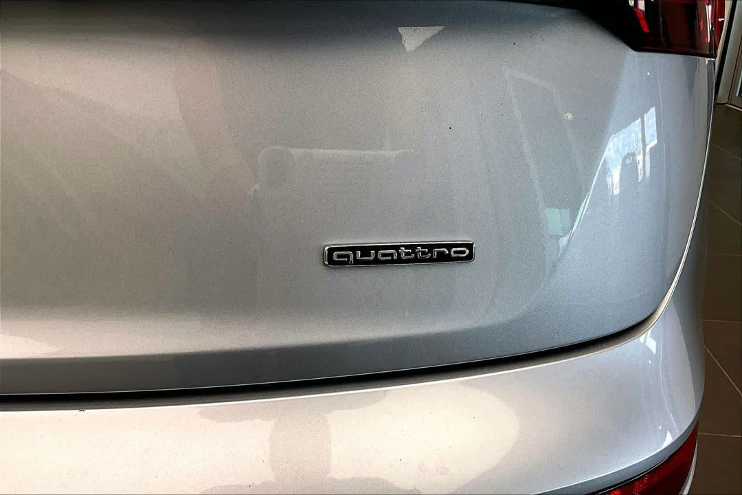 2023 Audi FY Q5 - Image 10 of 12