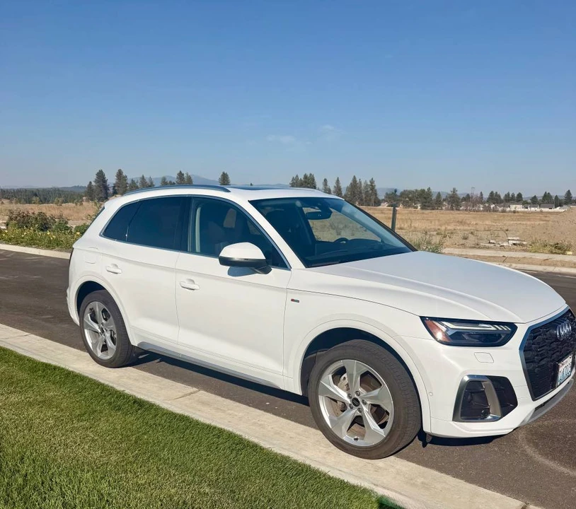 2023 Audi FY Q5 - Image 2 of 18