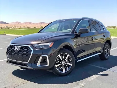 2023 Audi Q5 S line Premium Plus