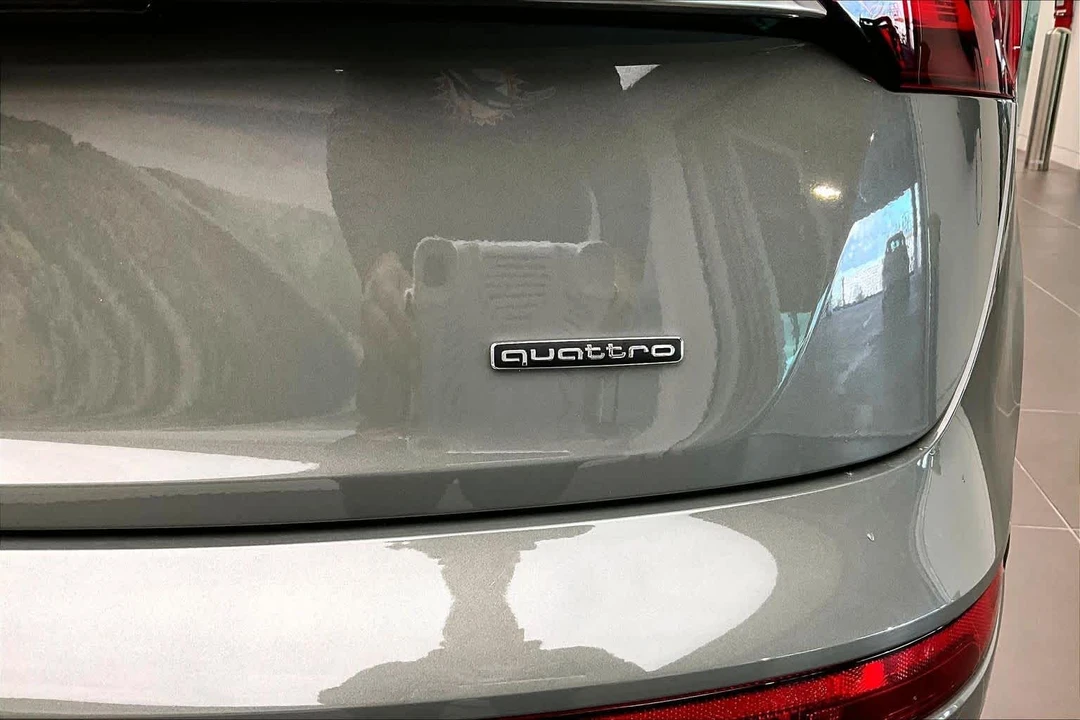 2023 Audi FY Q5 - Image 10 of 12