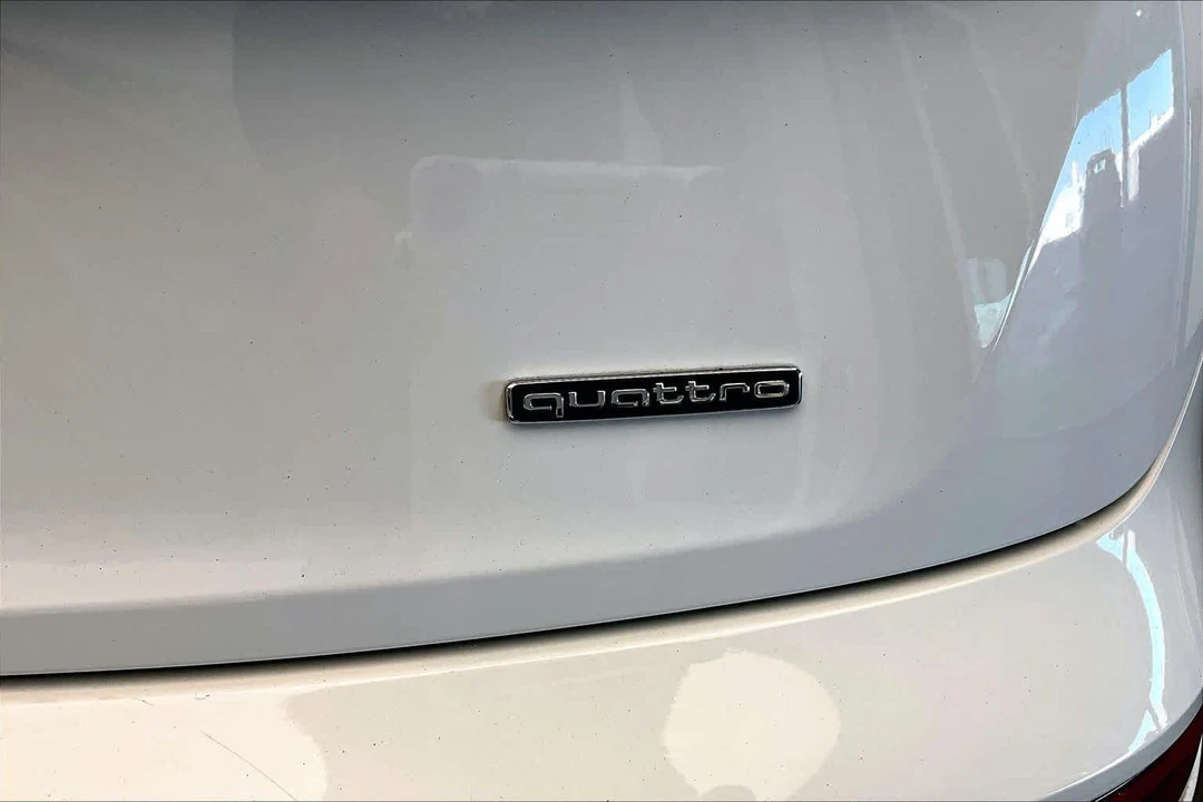 2023 Audi FY Q5 - Image 10 of 12
