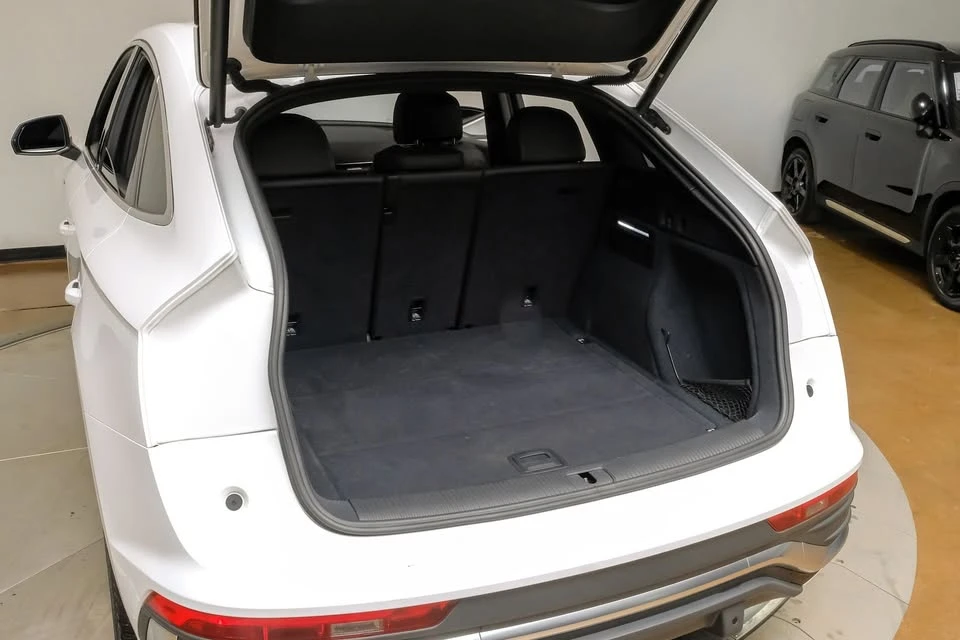 2023 Audi FY Q5 - Image 10 of 20