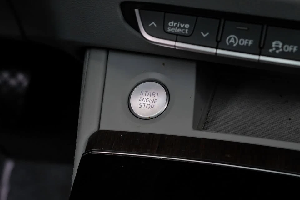 2023 Audi FY Q5 - Image 3 of 20
