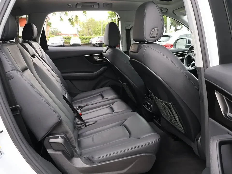2023 Audi 4M Q7 - Image 9 of 10