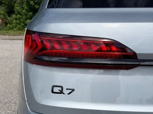 2023 Audi 4M Q7 - Image 10 of 20
