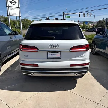 2023 Audi Q7 3.0T Quattro Premium