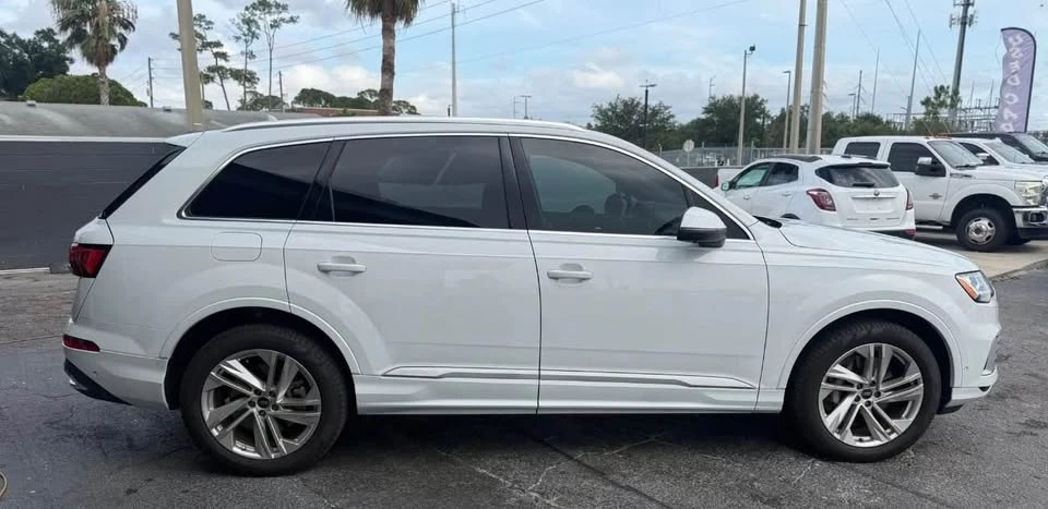 2023 Audi 4M Q7 - Image 4 of 11