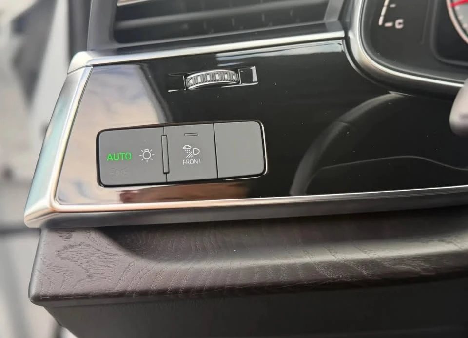 2023 Audi 4M Q7 - Image 7 of 11