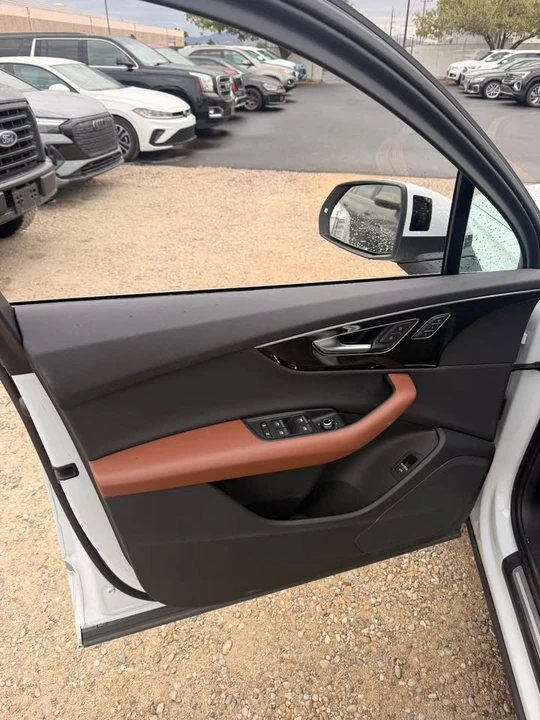 2023 Audi 4M Q7 - Image 10 of 13
