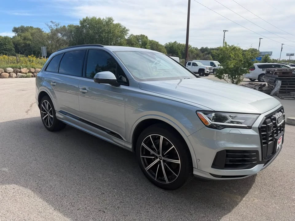 2023 Audi 4M Q7 - Image 2 of 11