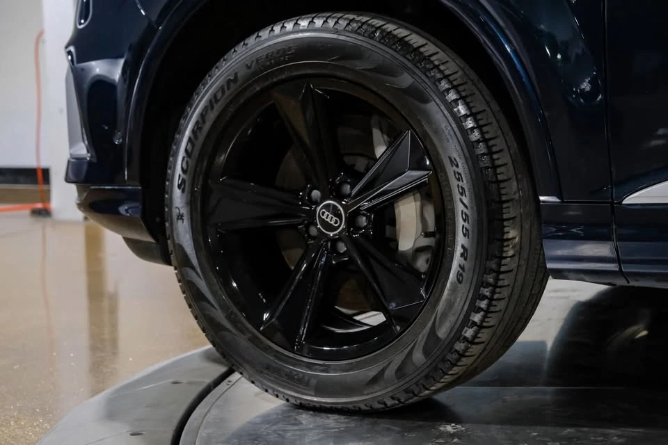 2023 Audi 4M Q7 - Image 2 of 20