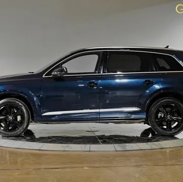 2023 Audi Q7 45 Premium Plus