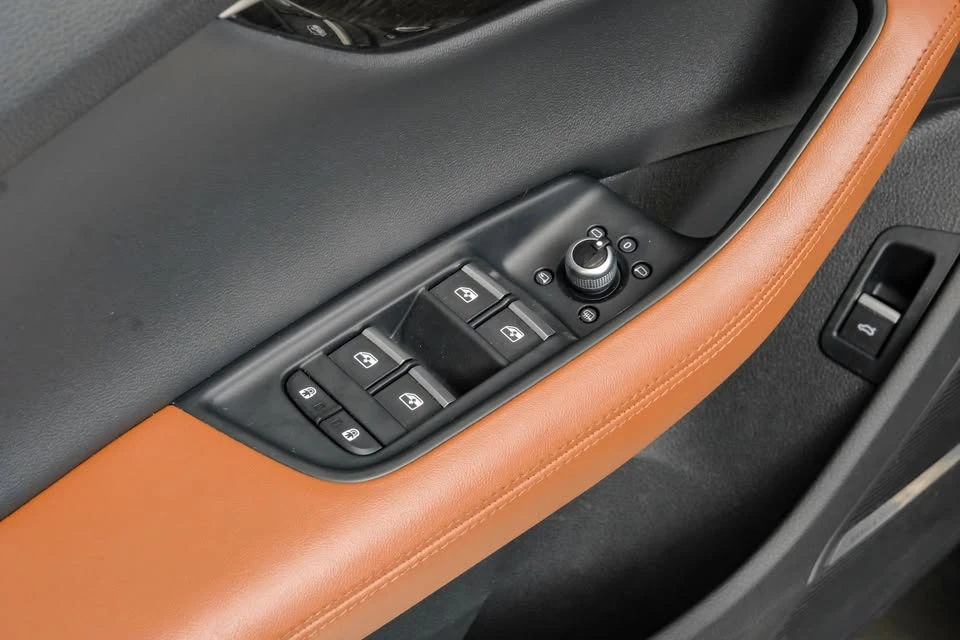 2023 Audi 4M Q7 - Image 19 of 20