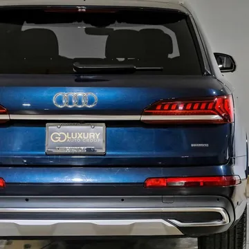 2023 Audi Q7 45 Premium Plus