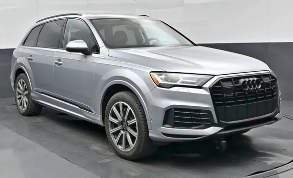 2023 Audi Q7 45 Premium Plus quattro