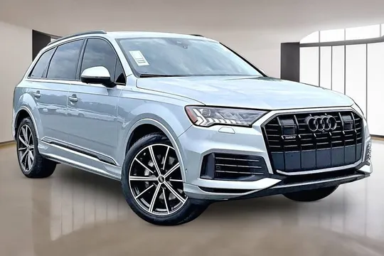 2023 Audi Q7 55 Premium