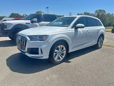 2023 Audi Q7 55 Premium Plus